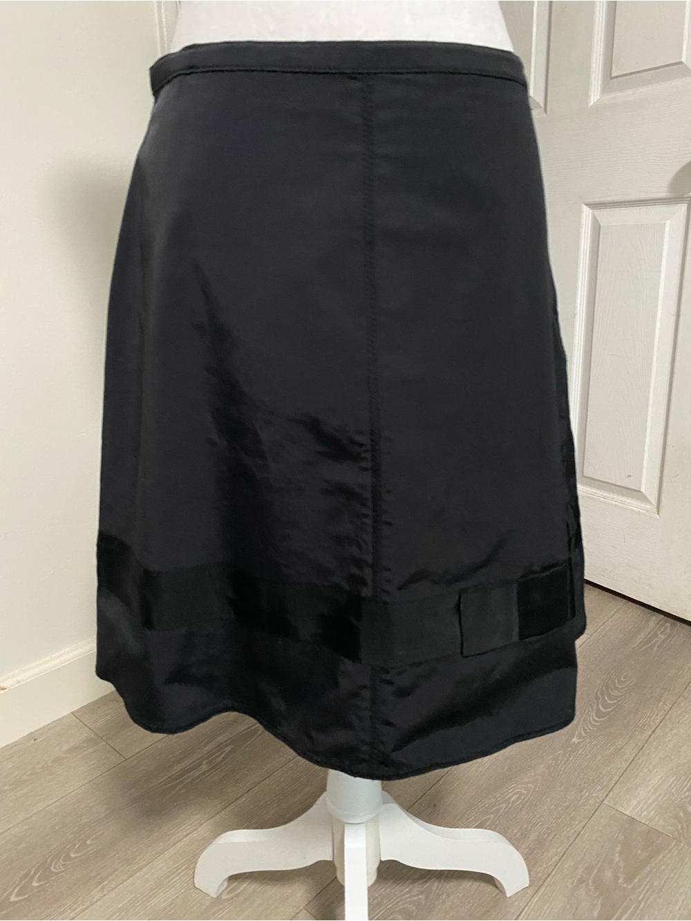 SINCLAIRE 10 A-Line Skirt! Size 6